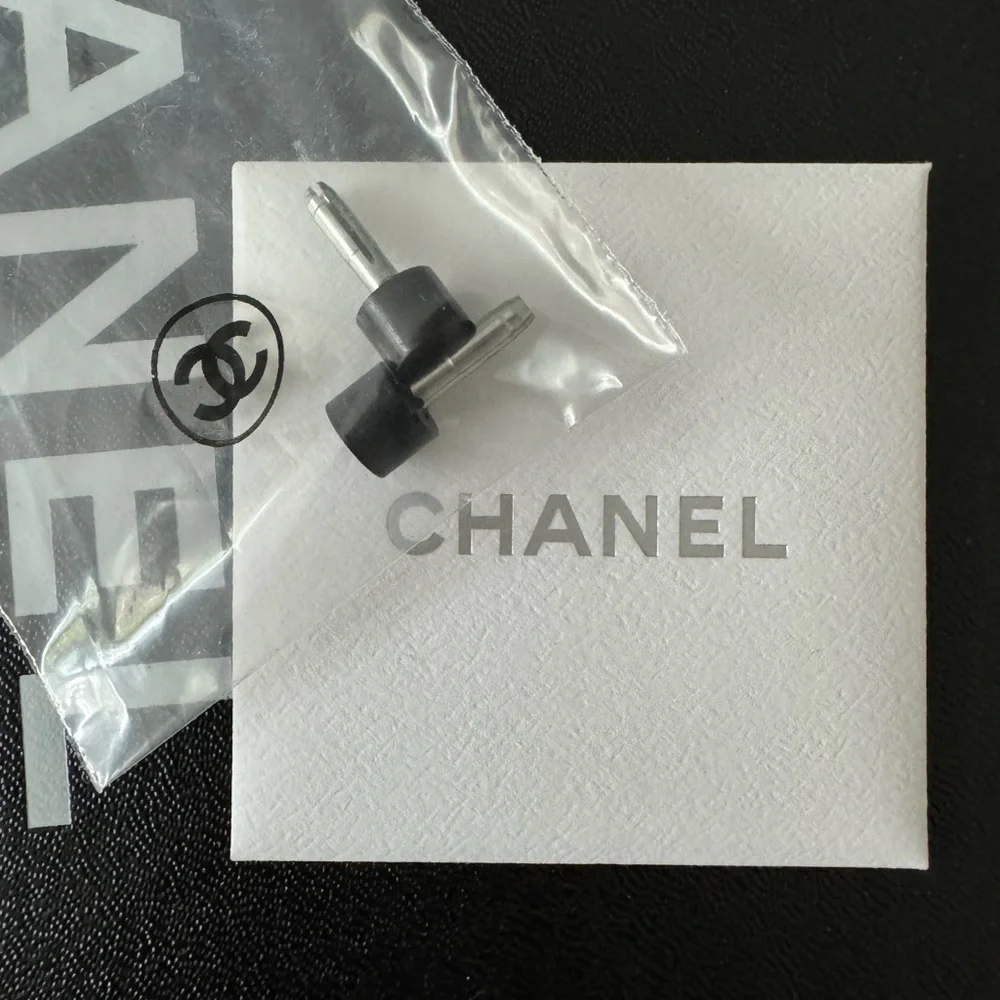 Black Chanel Interlocking CC Logo Mules with Faux Pearl and Snake Accents - Picture 9 of 9